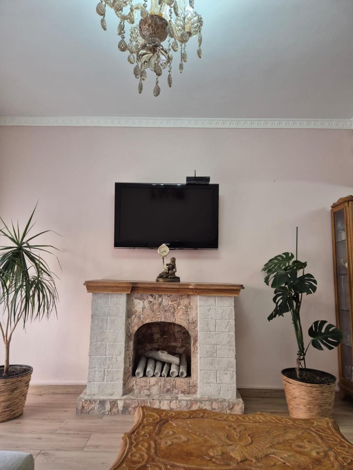 Apartamento De 3 Dormitorios กัมบริลส์ ภายนอก รูปภาพ